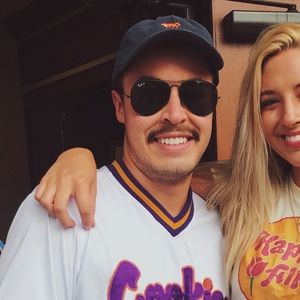 Meet your Posher, Landon